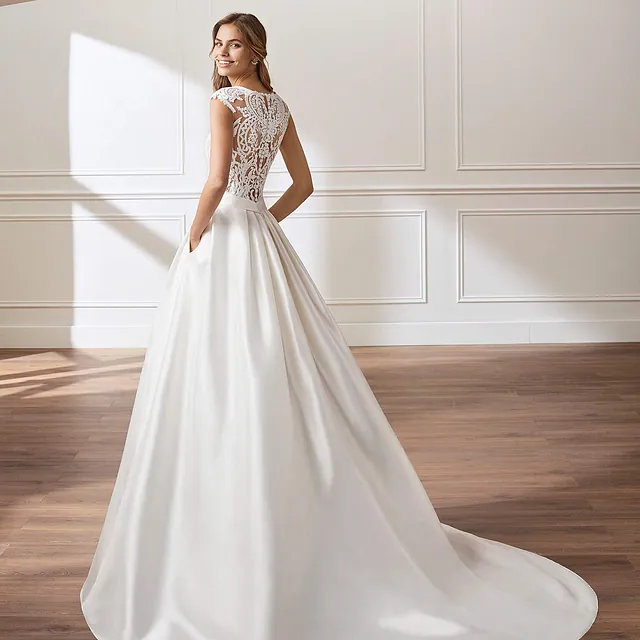  VIZCAYA LUNA NOVIAS Vestido Corte Princesa Mikado Talla 40 Antes 1399€ Probar y Llevar 500€ 