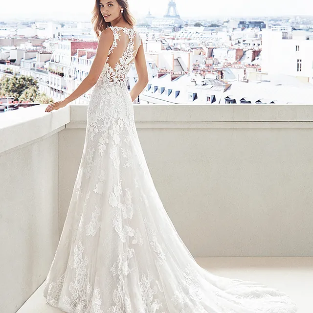  VERDUM Luna Novias Vestido Encaje T.40 Antes 1690€ Probar y llevar 700€ 